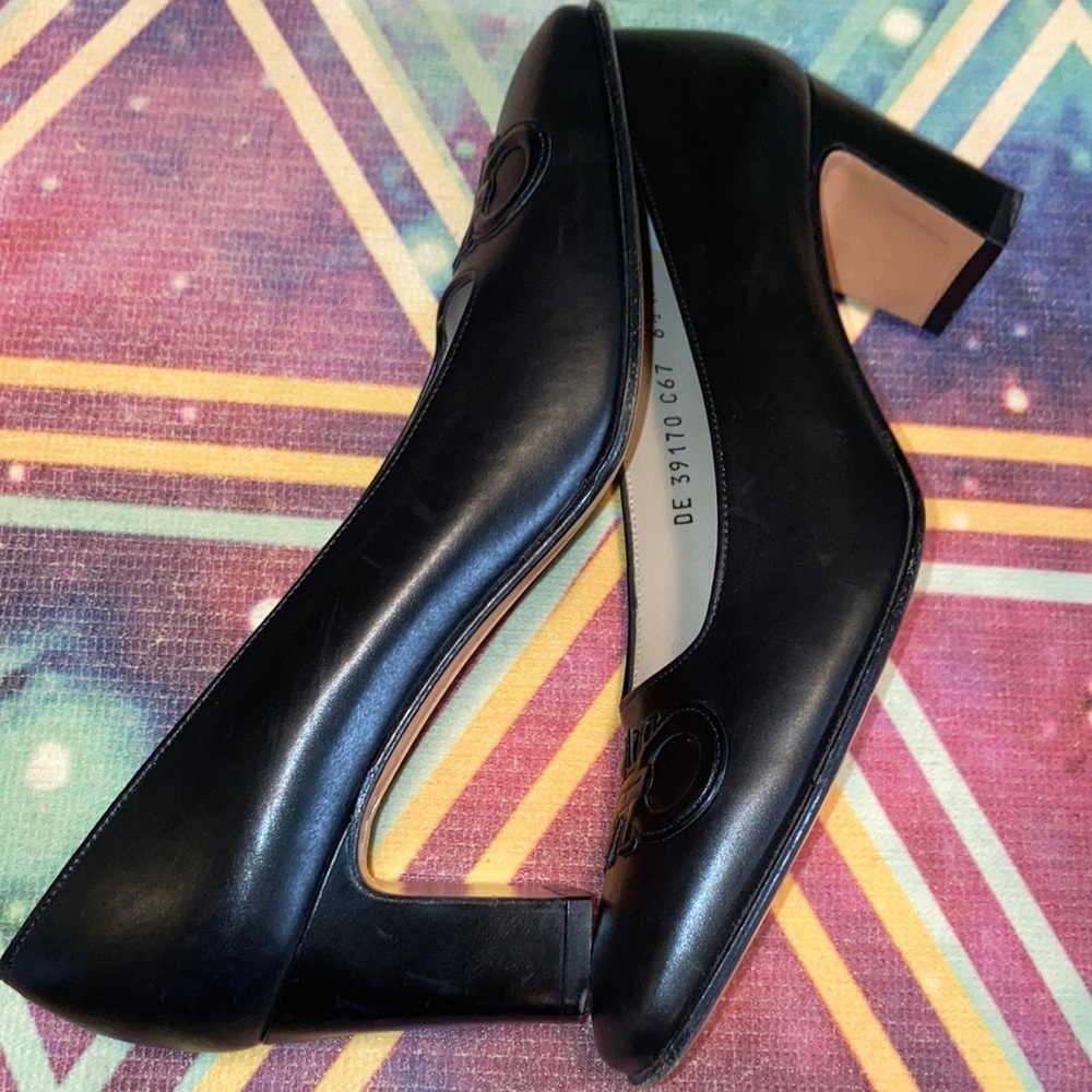 Salvatore Ferragamo Black Leather Heeled Pumps with Signature Gancini Detail - Picture 8 of 13